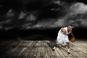 全国校园足球联赛曲终人散：黑马球队惜败传统名校，草根学子的拼搏精神感动全场