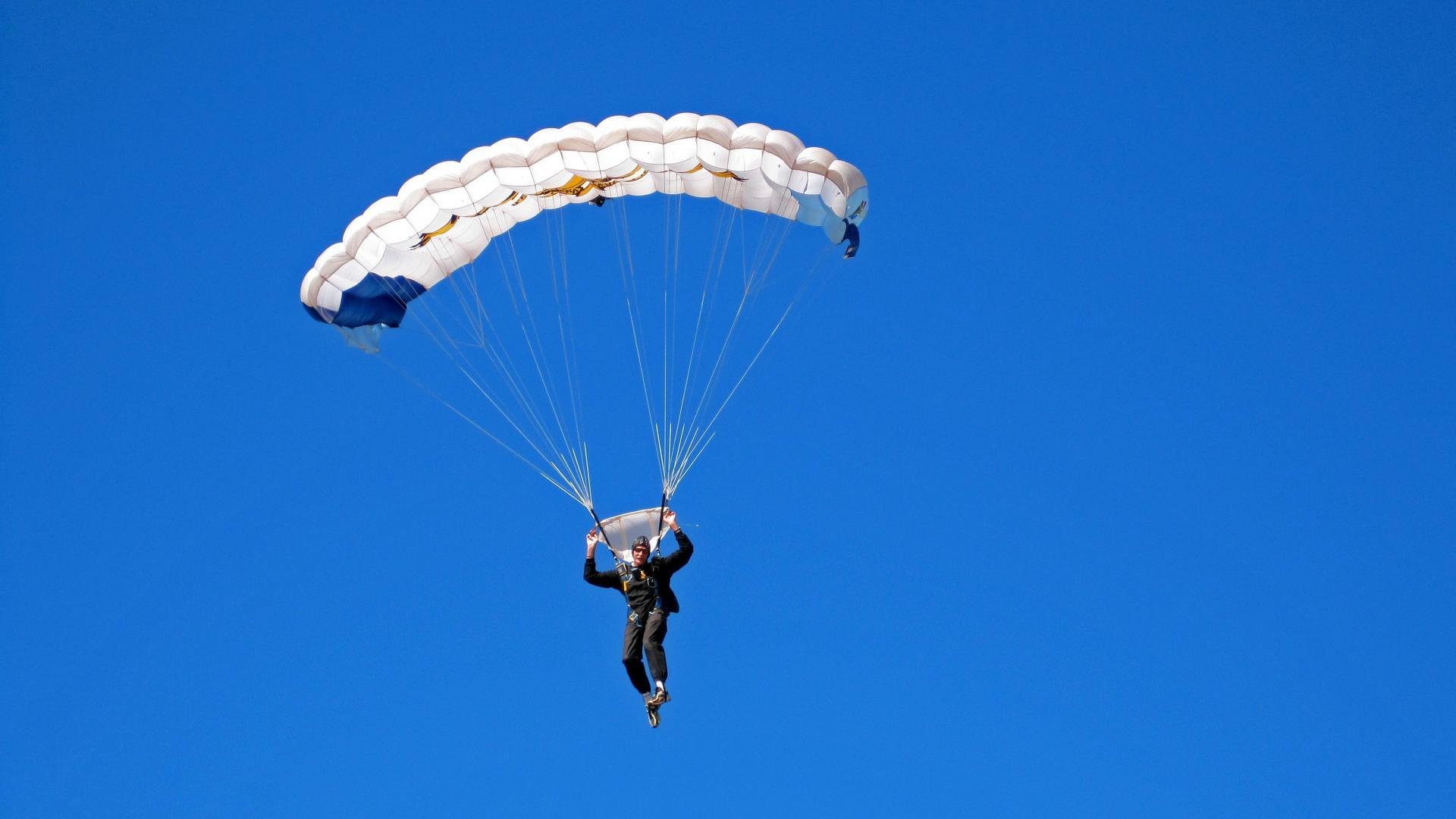 德甲球队人工智能辅助对手战术预测的应用案例，足球人工智能预测